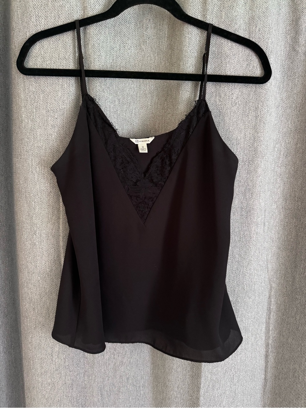 Versona Black Lace-Trim Spaghetti Strap Camisole